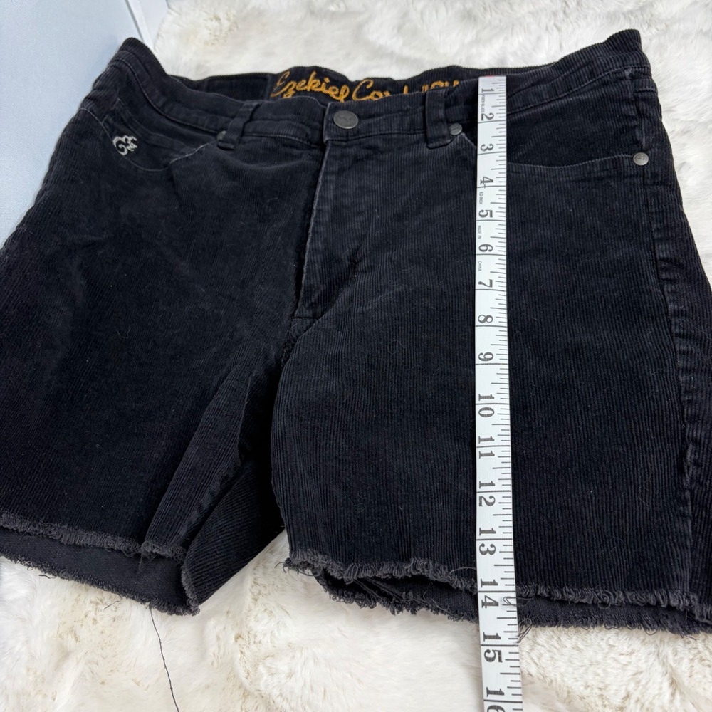 Ezekiel EZ Rider Mens Black Corduroy Cut-Off Shorts Size 34 Slim Fit‎ 90s Y2K - Picture 6 of 10